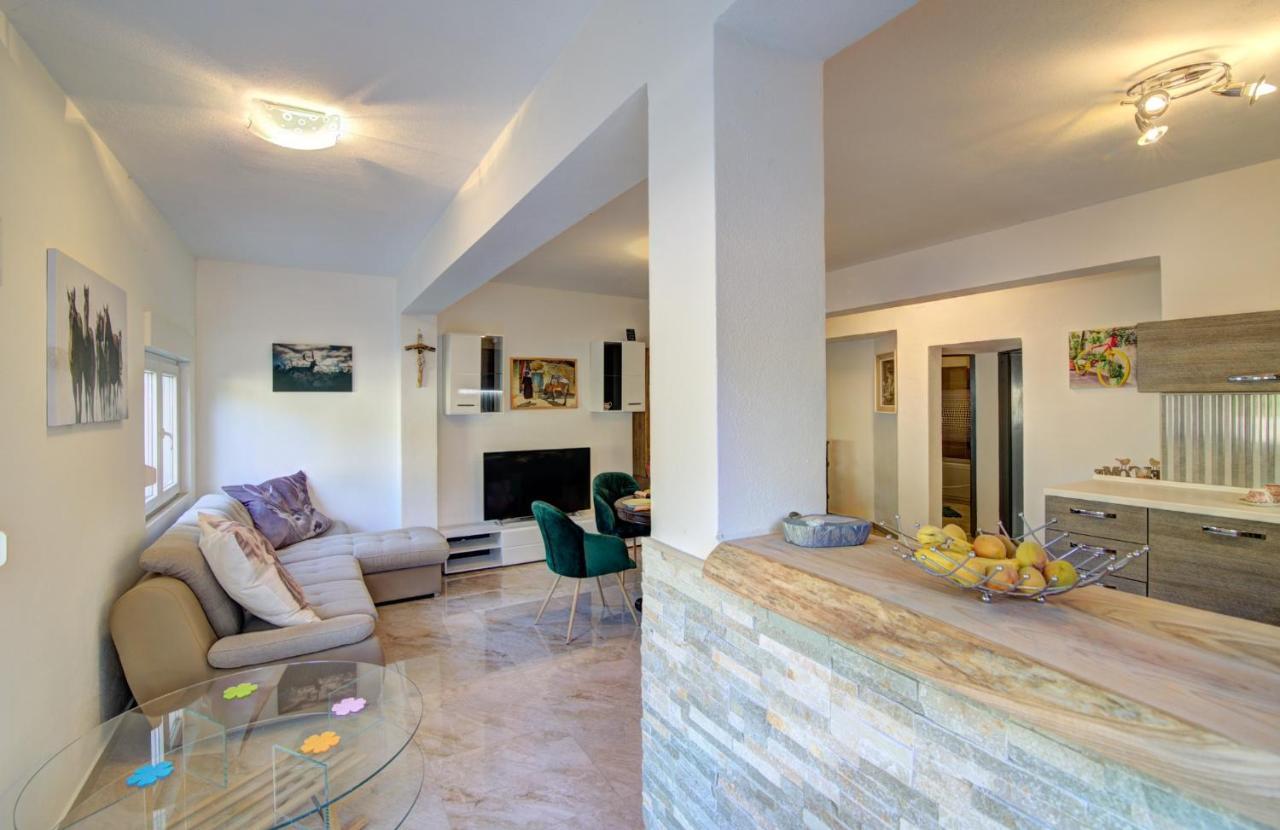 Apartament House Of Velebit Adria Senj  Zewnętrze zdjęcie